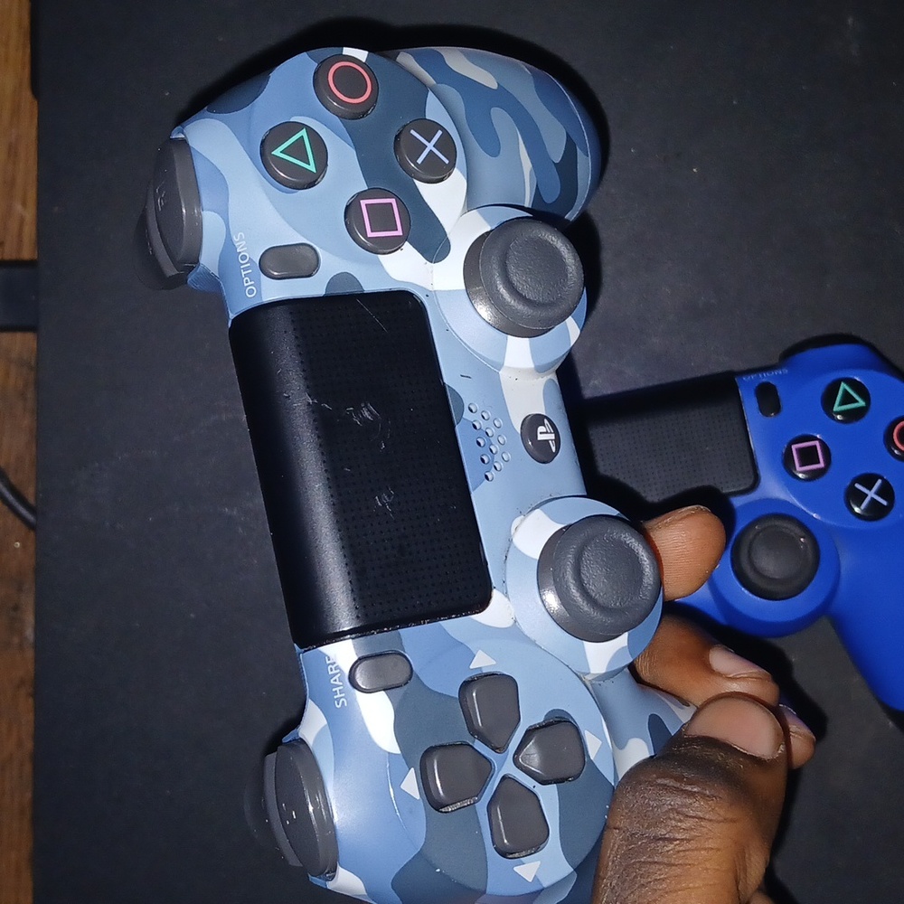 Ps4 - Picture 3 of 4